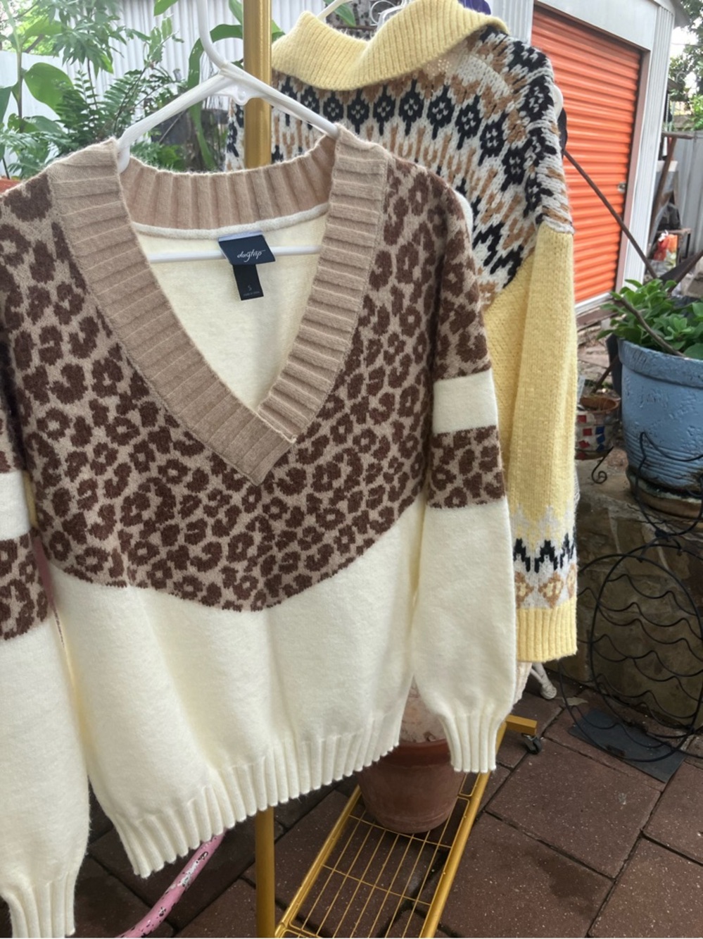Day trip sweater
